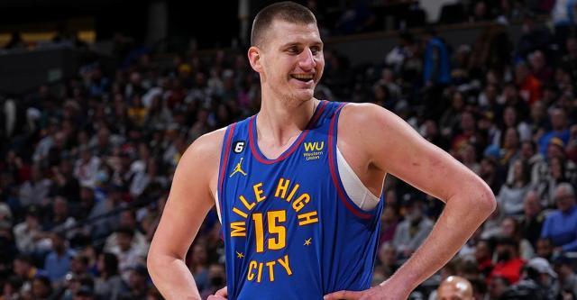 星空体育-【观察】赛季过半！官方最新实力榜 湖人冲到第15